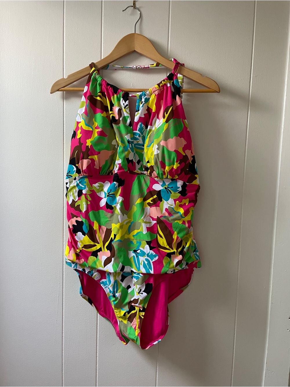 NWT Floral Tank One-Piece Swimsuit in Bright Pink